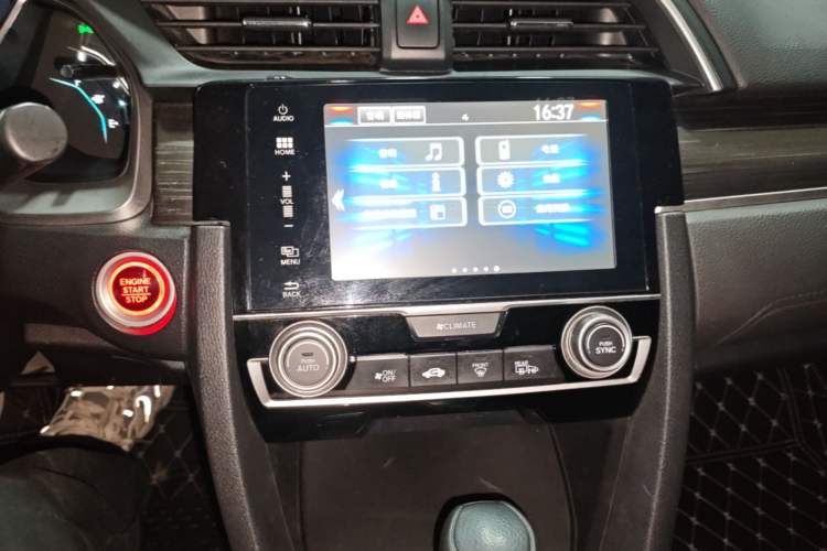 Used Honda Civic 2019 220TURBO CVT Dynamic Edition China VI Audio And AC Panel
