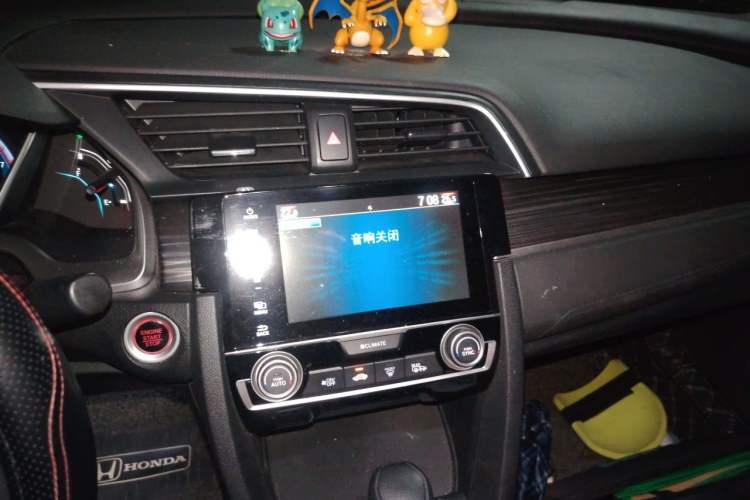 Used Honda Civic 2019 220TURBO CVT Dynamic Edition China VI Audio And AC Panel