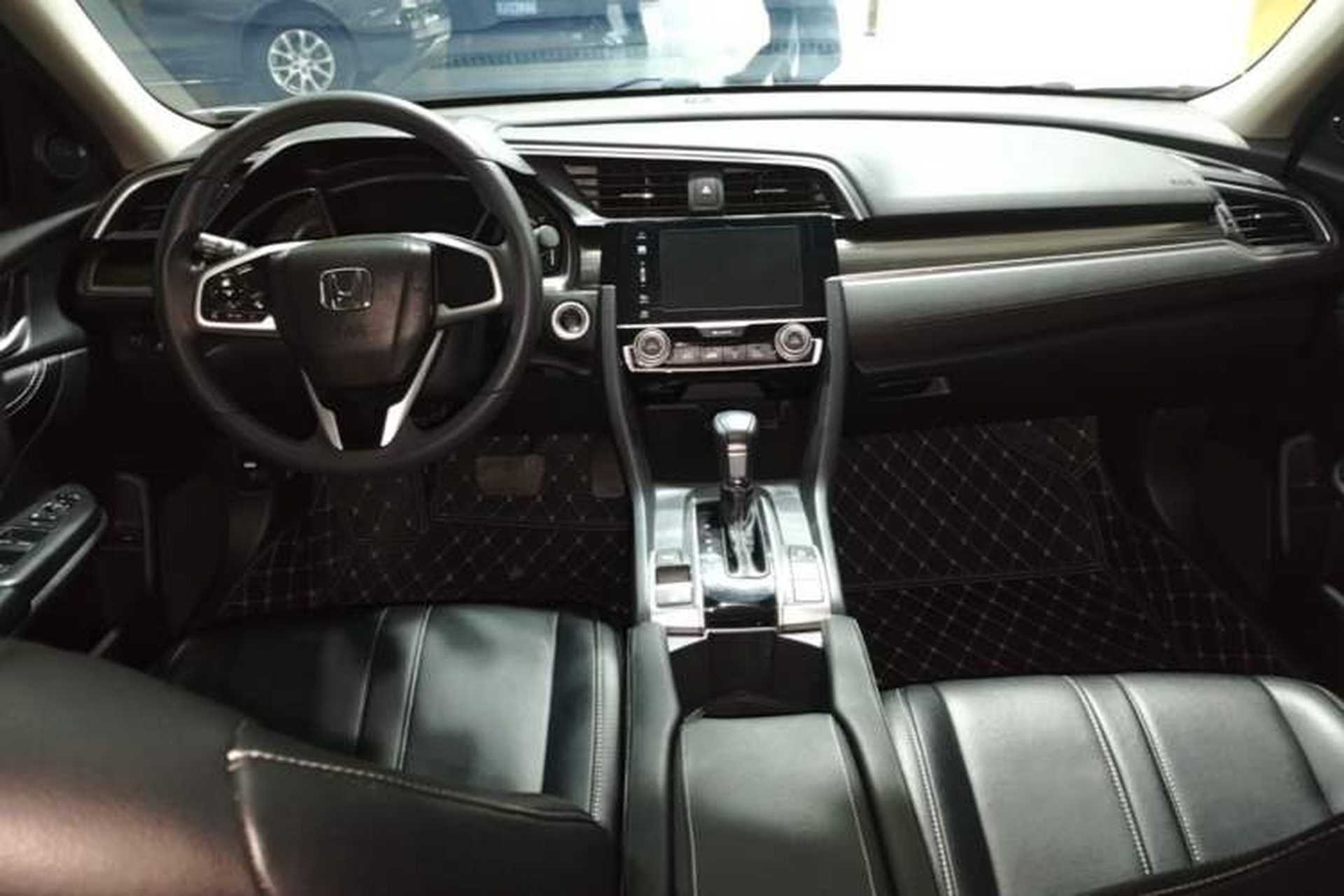 Used Honda Civic 2019 220TURBO CVT Dynamic Edition China VI Center Console