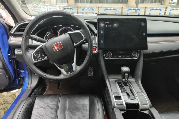 Used Honda Civic 2019 220TURBO CVT Dynamic Edition China VI Emission Standard Center Console