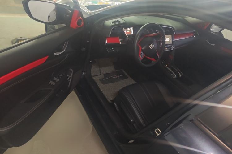 Used Honda Civic 2019 220TURBO CVT Dynamic Edition China V Driver Seat