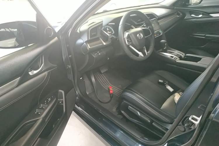 Used Honda Civic 2019 220TURBO CVT Dynamic Edition China VI Driver Seat
