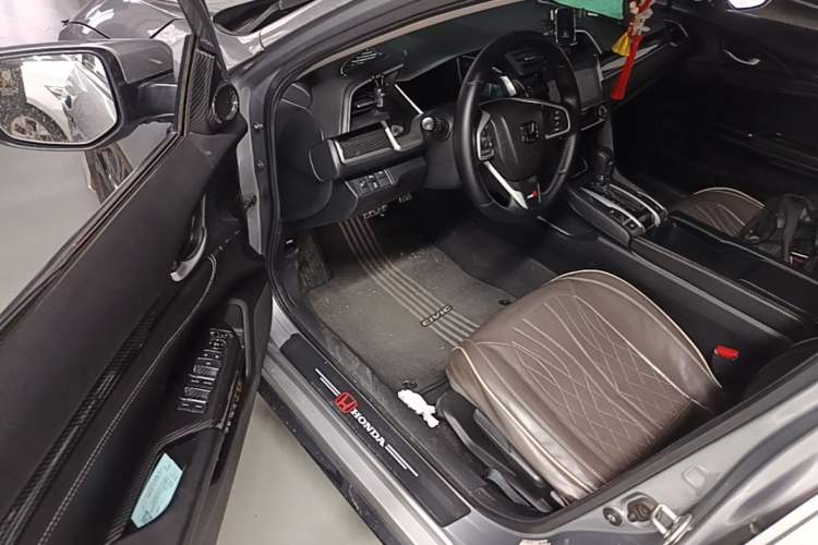 Used Honda Civic 2019 220TURBO CVT Dynamic Edition China VI Emission Standard Driver Seat