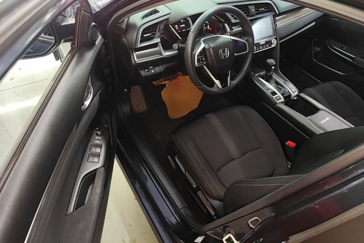 Used Honda Civic 2019 220TURBO CVT Dynamic Edition China VI Driver Seat
