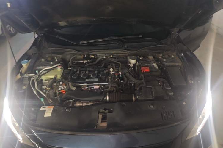 Used Honda Civic 2019 220TURBO CVT Dynamic Edition China V Engine Bay