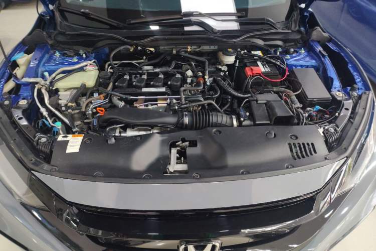 Used Honda Civic 2019 220TURBO CVT Dynamic Edition China VI Emission Standard Engine Bay