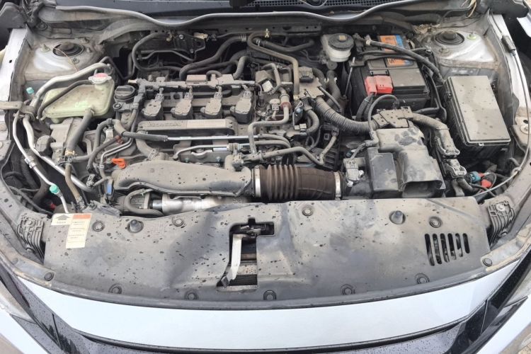 Used Honda Civic 2019 220TURBO CVT Dynamic Edition China V Emission Standard Engine Bay