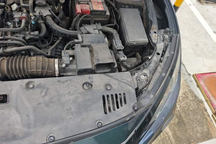 Used Honda Civic 2019 220TURBO CVT Dynamic Edition China VI Emission Standard Engine Bay Left