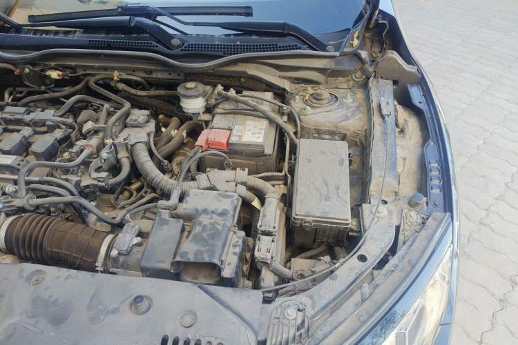 Used Honda Civic 2019 220TURBO CVT Dynamic Edition China V Emission Standard Engine Bay Left
