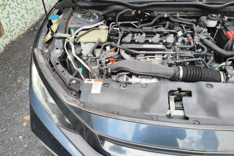 Used Honda Civic 2019 220TURBO CVT Dynamic Edition China VI Engine Bay Right