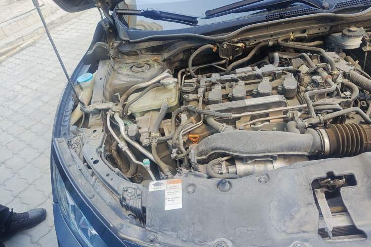 Used Honda Civic 2019 220TURBO CVT Dynamic Edition China V Emission Standard Engine Bay Right