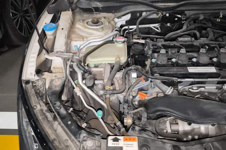Used Honda Civic 2019 220TURBO CVT Dynamic Edition China VI Engine Bay Right