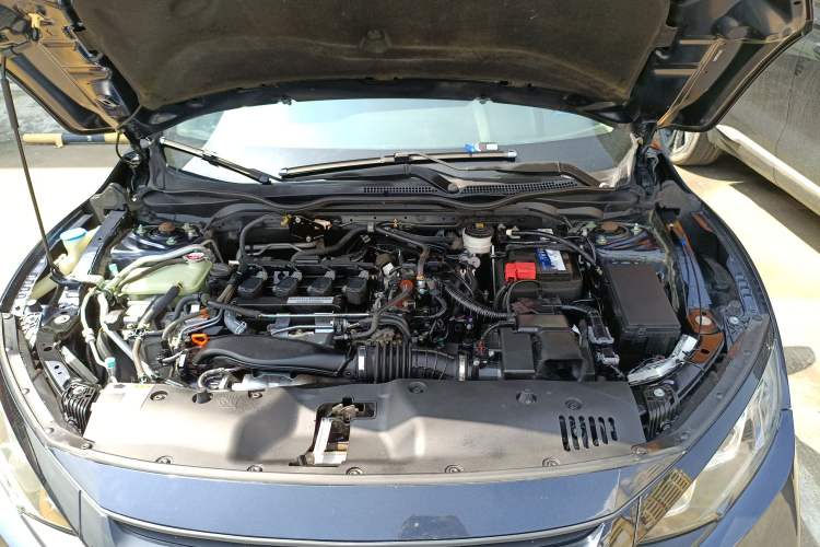 Used Honda Civic 2019 220TURBO CVT Dynamic Edition China V Engine Bay