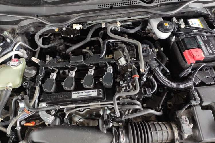 Used Honda Civic 2019 220TURBO CVT Dynamic Edition China VI Engine Bay