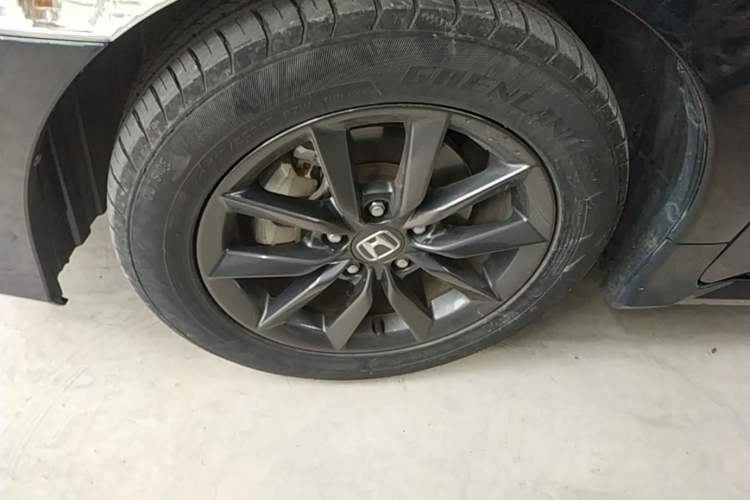 Used Honda Civic 2019 220TURBO CVT Dynamic Edition China VI Exterior 4