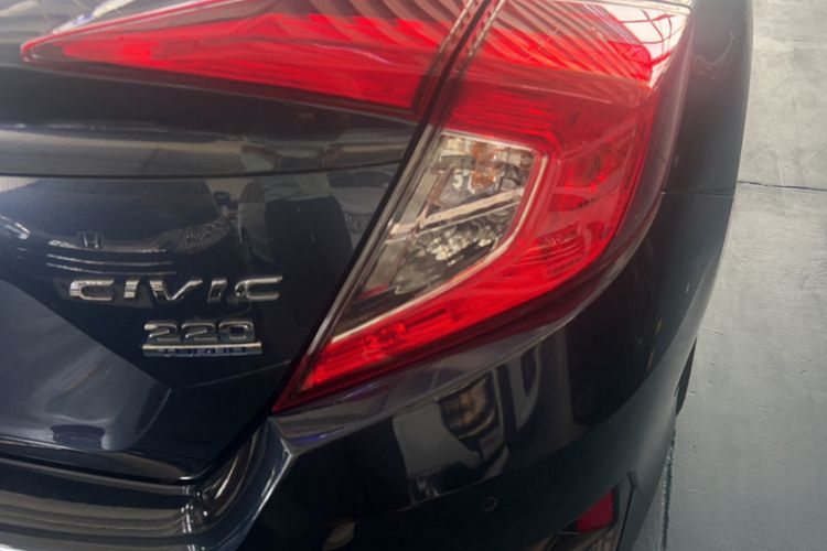 Used Honda Civic 2019 220TURBO CVT Dynamic Edition China VI Exterior 4