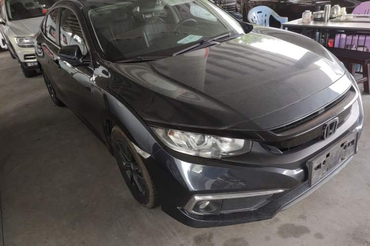 Used Honda Civic 2019 220TURBO CVT Dynamic Edition China VI Front Right 45 Deg