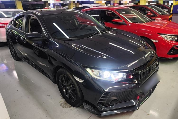 Used Honda Civic 2019 220TURBO CVT Dynamic Edition China VI Front Right 45 Deg