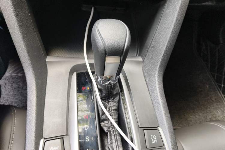 Used Honda Civic 2019 220TURBO CVT Dynamic Edition China VI Gear Lever