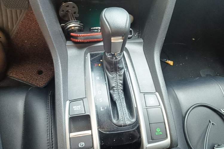 Used Honda Civic 2019 220TURBO CVT Dynamic Edition China VI Gear Lever