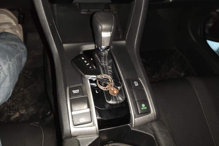 Used Honda Civic 2019 220TURBO CVT Dynamic Edition China VI Gear Lever