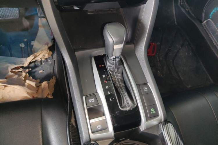 Used Honda Civic 2019 220TURBO CVT Dynamic Edition China VI Gear Lever