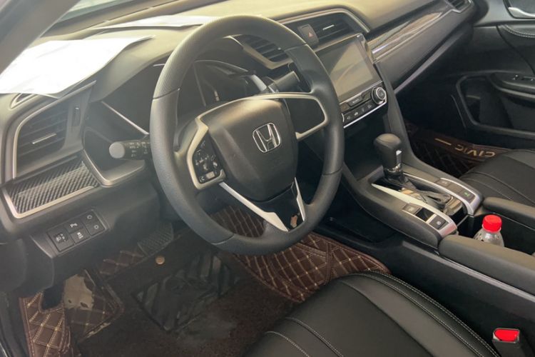 Used Honda Civic 2019 220TURBO CVT Dynamic Edition China VI Interior 3