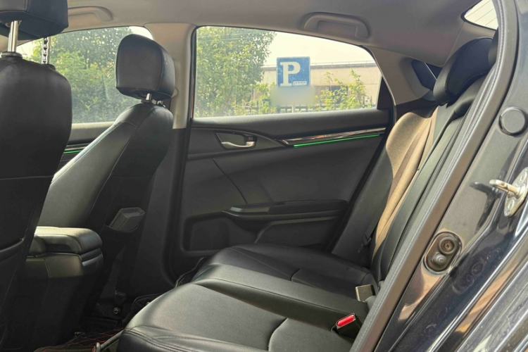 Used Honda Civic 2019 220TURBO CVT Dynamic Edition China VI Interior 3