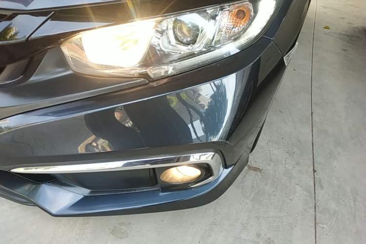 Used Honda Civic 2019 220TURBO CVT Dynamic Edition China VI Left Front Headlight