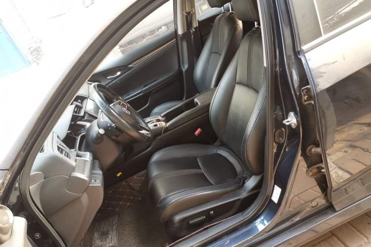 Used Honda Civic 2019 220TURBO CVT Power Edition China VI Emission Standard Left Front Seat
