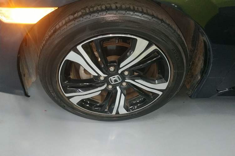 Used Honda Civic 2019 220TURBO CVT Power Edition China VI Emission Standard Left Front Wheel Hub