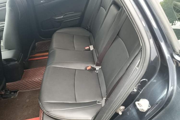 Used Honda Civic 2019 220TURBO CVT Dynamic Edition China VI Left Rear Seat