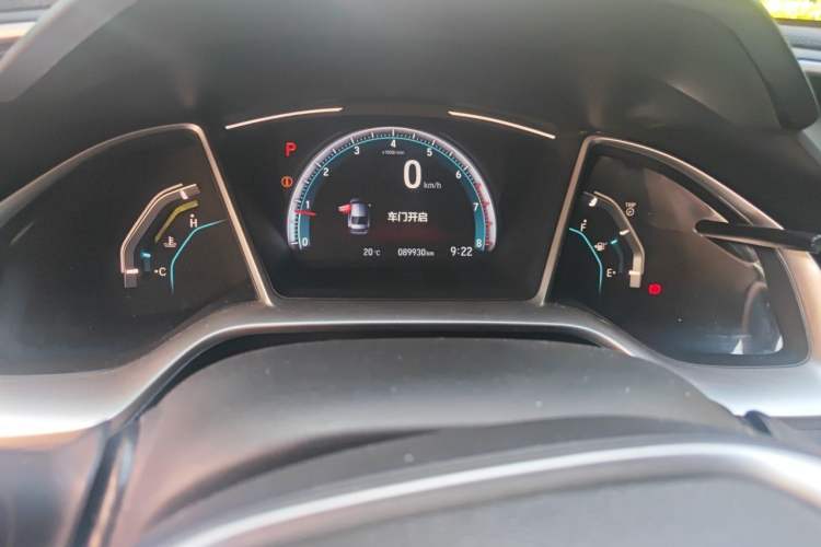 Used Honda Civic 2019 220TURBO CVT Dynamic Edition China VI Odometer Close Up