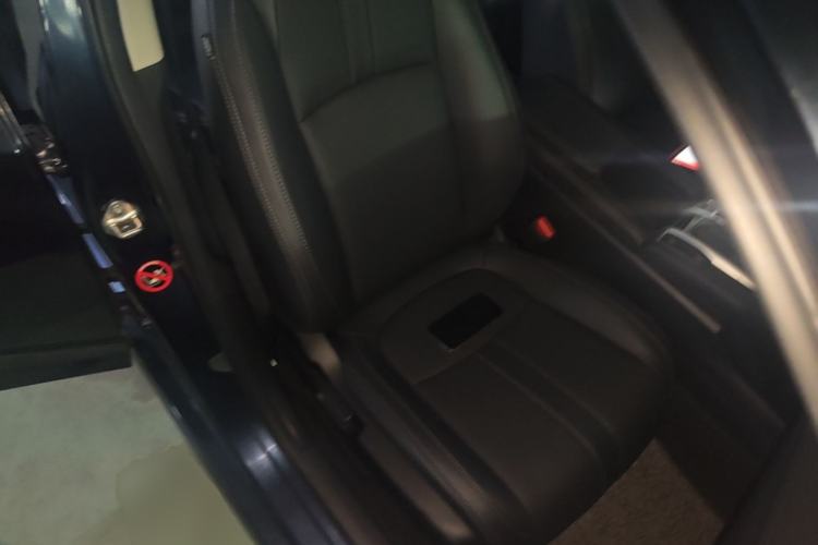 Used Honda Civic 2019 220TURBO CVT Dynamic Edition China V Right Front Seat