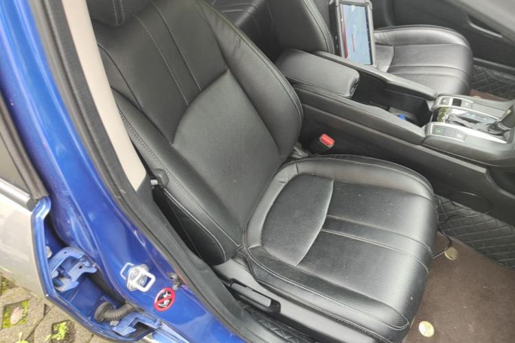 Used Honda Civic 2019 220TURBO CVT Dynamic Edition China VI Emission Standard Right Front Seat