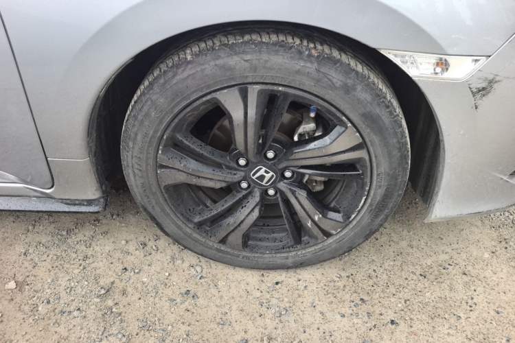 Used Honda Civic 2019 220TURBO CVT Dynamic Edition China V Emission Standard Right Front Wheel Hub