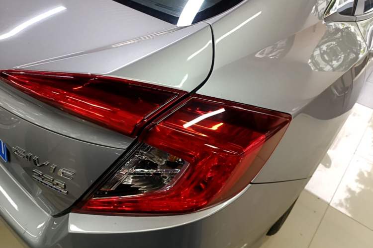 Used Honda Civic 2019 220TURBO CVT Dynamic Edition China VI Right Rear Taillight