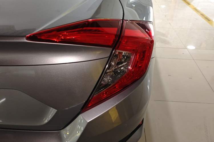 Used Honda Civic 2019 220TURBO CVT Dynamic Edition China VI Right Rear Taillight
