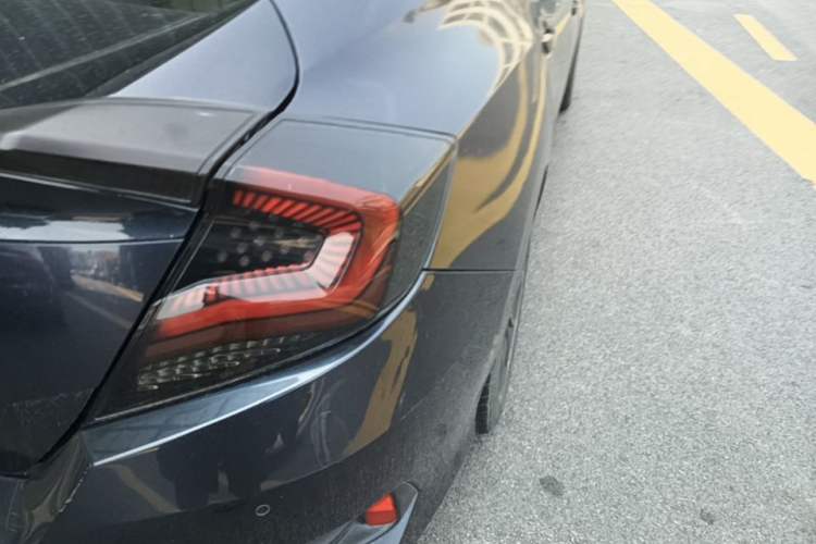 Used Honda Civic 2019 220TURBO CVT Dynamic Edition China VI Right Rear Taillight