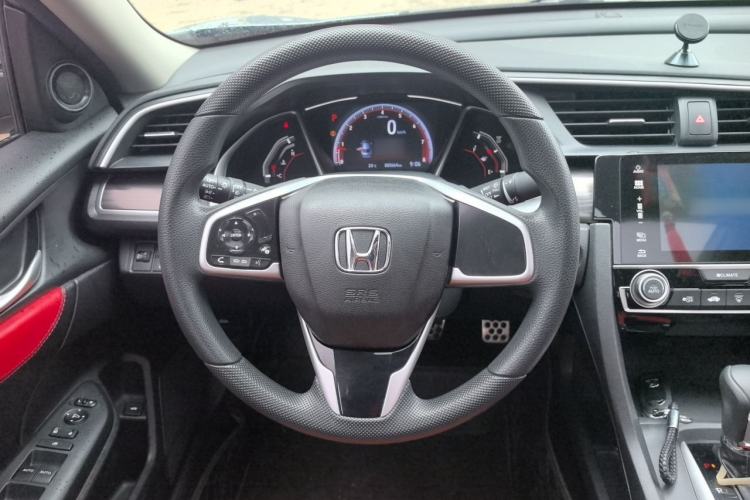 Used Honda Civic 2019 220TURBO CVT Dynamic Edition China V Emission Standard Steering Wheel