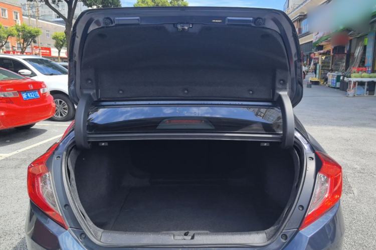 Used Honda Civic 2019 220TURBO CVT Dynamic Edition China V Trunk