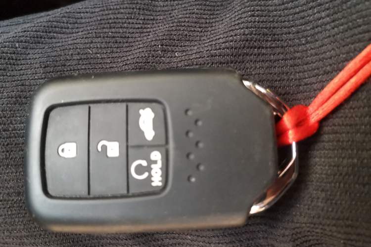 Used Honda Civic 2019 220TURBO CVT Power Edition China VI Emission Standard Vehicle Key
