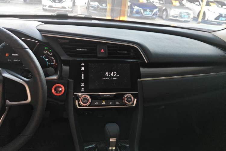 Used Honda Civic 2019 220TURBO CVT Dynamic Edition China VI Audio And AC Panel