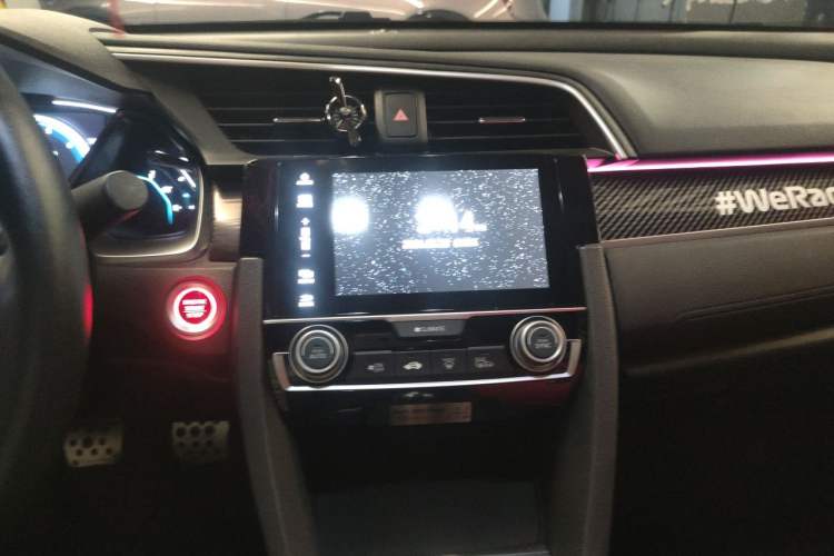 Used Honda Civic 2019 220TURBO Manual Jinkong Edition China VI Audio And AC Panel