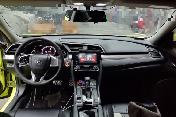 Used Honda Civic 2019 220TURBO CVT Dynamic Edition China V Emission Standard Center Console