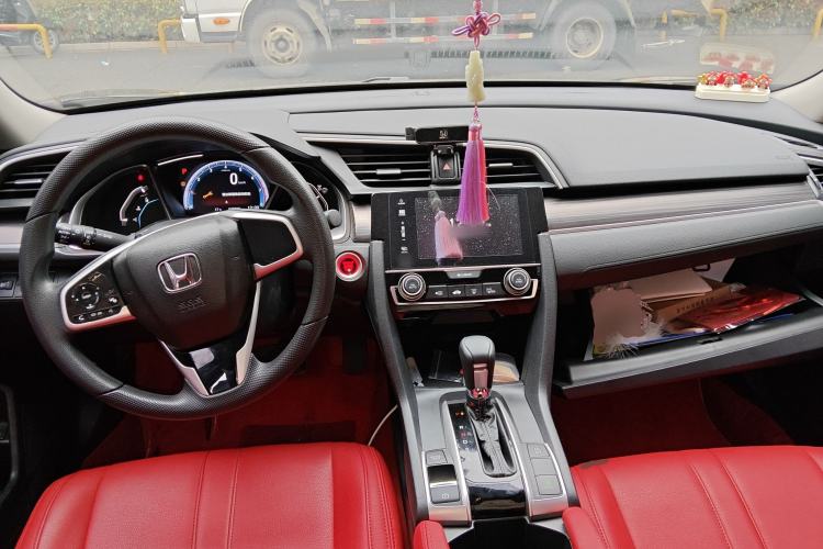 Used Honda Civic 2019 220TURBO CVT Dynamic Edition China VI Center Console