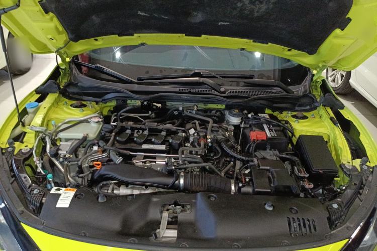 Used Honda Civic 2019 220TURBO CVT Dynamic Edition China VI Emission Standard Engine Bay