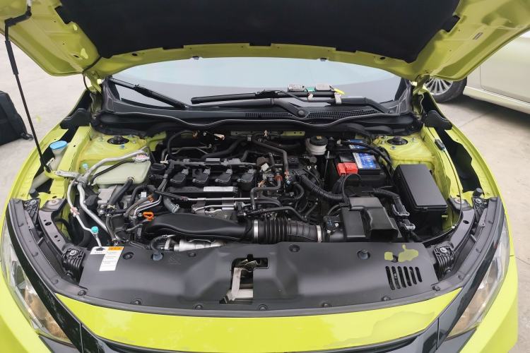 Used Honda Civic 2019 220TURBO CVT Dynamic Edition China VI Engine Bay