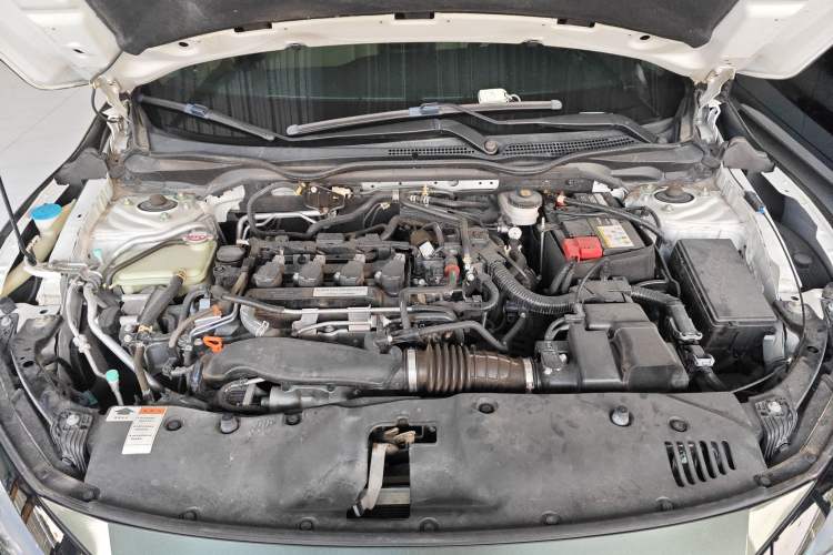 Used Honda Civic 2019 220TURBO CVT Dynamic Edition China VI Engine Bay
