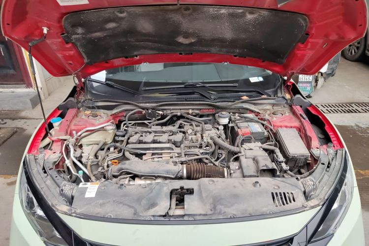 Used Honda Civic 2019 220TURBO CVT Dynamic Edition China VI Engine Bay